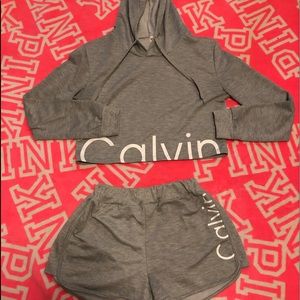 ‘Calvin Klein’ Set